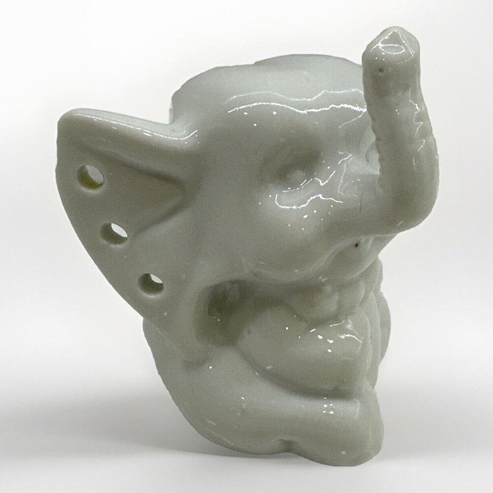 Vintage 70s White Porcelain Baby Elephant Earring Holder 3" Figurine Stand